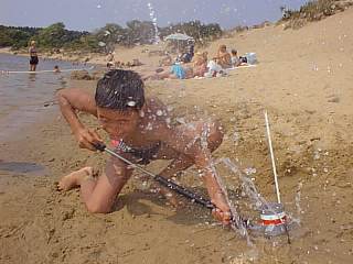 En weer eentje de lucht in!