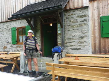 Leaving the Hochweissstein Haus