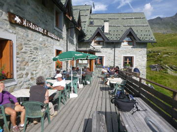 Terrace of the Runcash hut